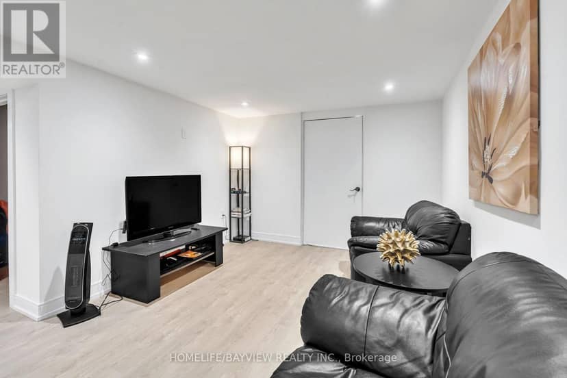 16 Roosevelt Drive — photo 30 of 35