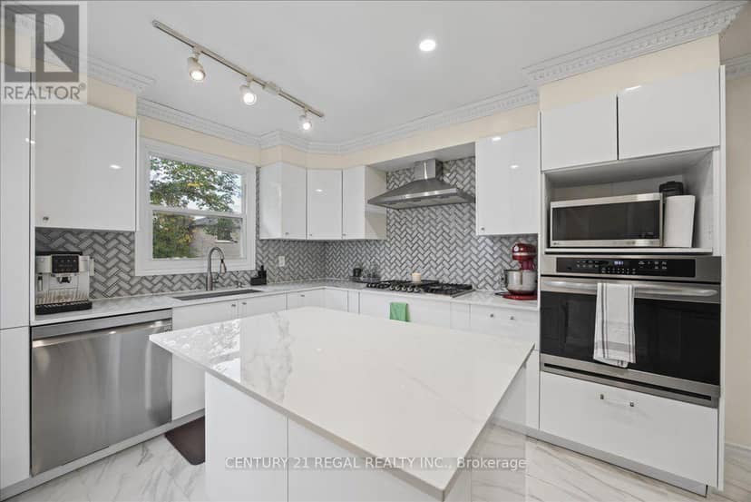 342 Hickling Trail, Barrie, photo 3
