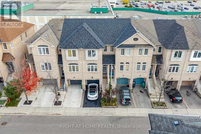 3370 Redpath Circle — photo 37 of 40