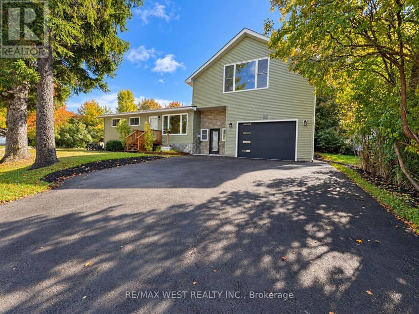 101 Lorne Street, Grey Highlands
