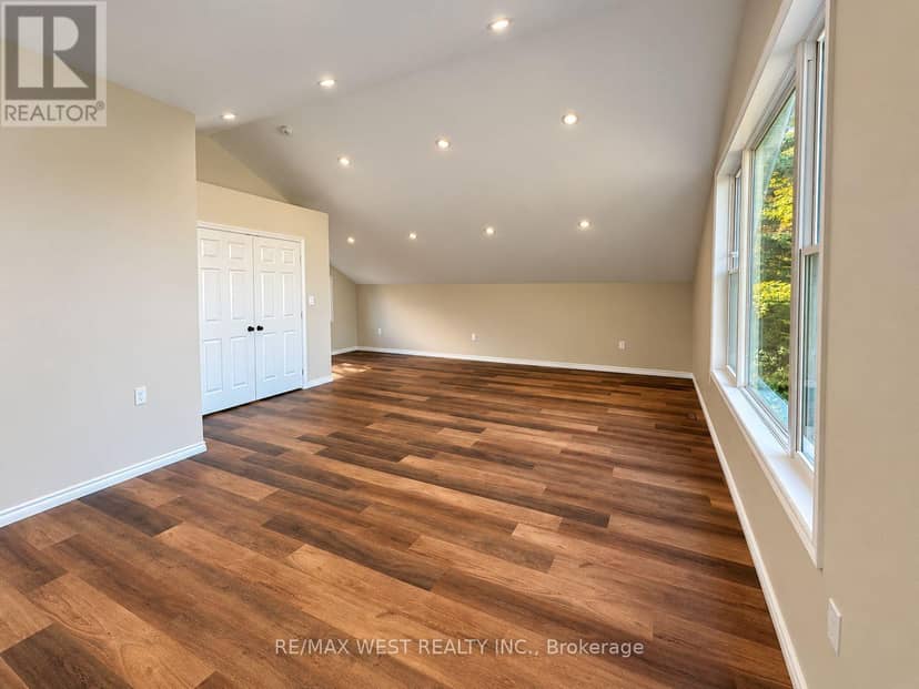 101 Lorne Street, Grey Highlands, photo 3