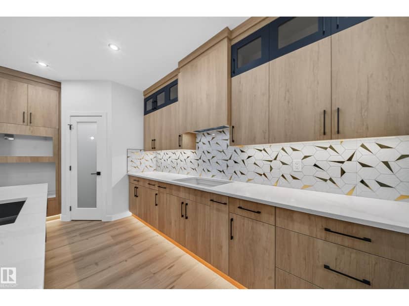 13007 186 Ave NW NW — photo 10 of 40