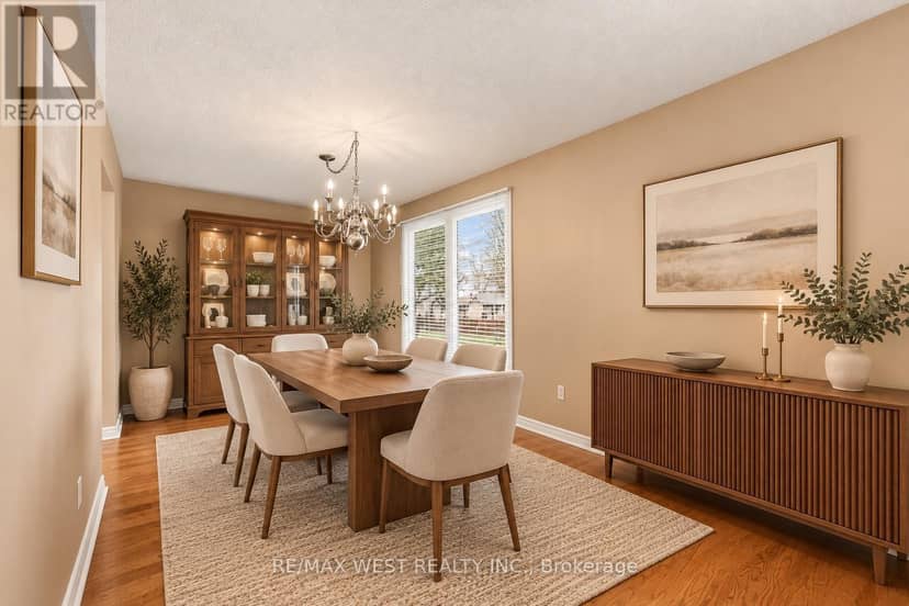 2 Ackrow Court, Toronto, photo 7