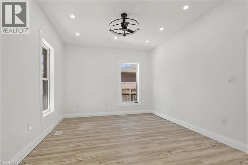 657 FRANCES Street — photo 7 of 40