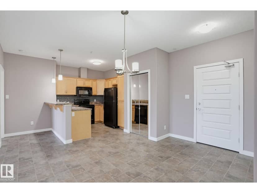#310 304 Ambleside Li SW, Edmonton, photo 2