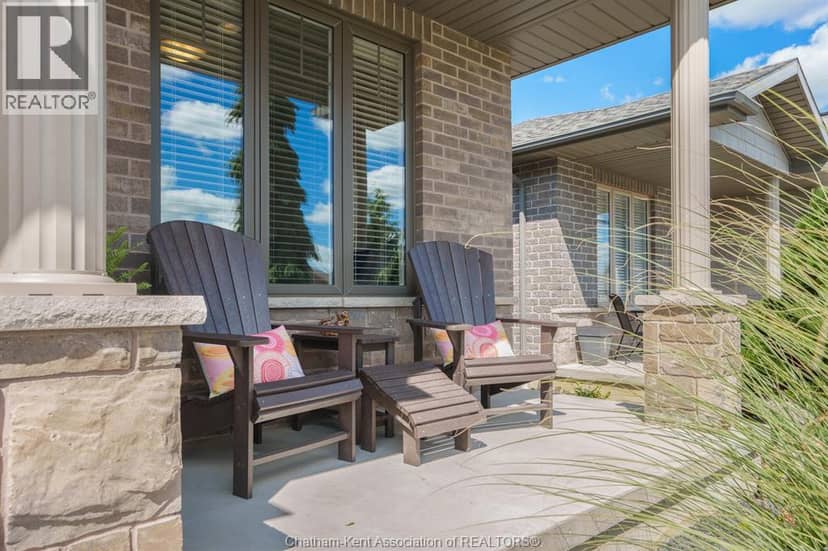 117 Cottage Place — photo 5 of 36