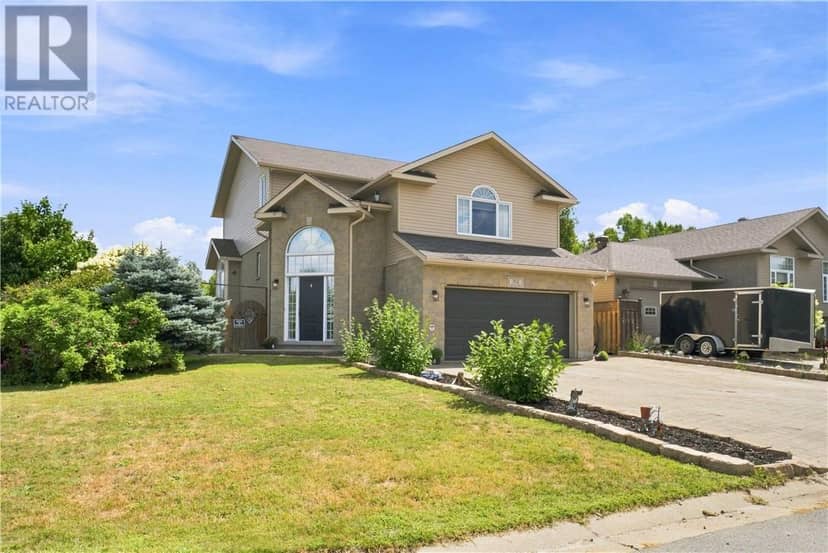 312 Braemore Cr, Garson, photo 2
