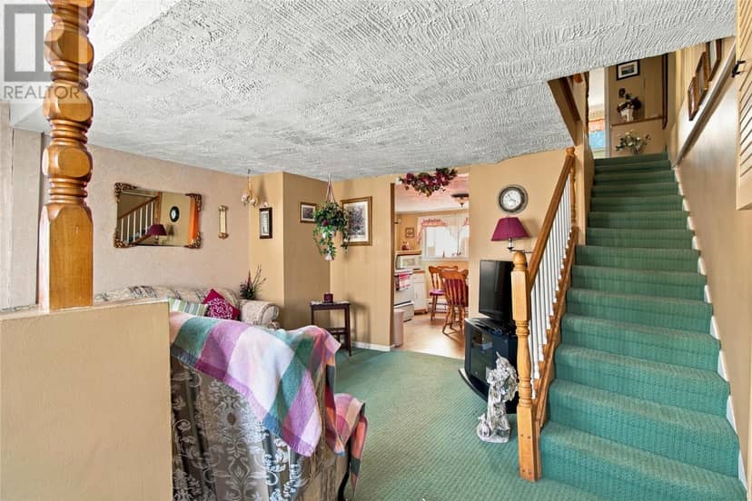 63 MERRYMEETING Road, St. John's, photo 4