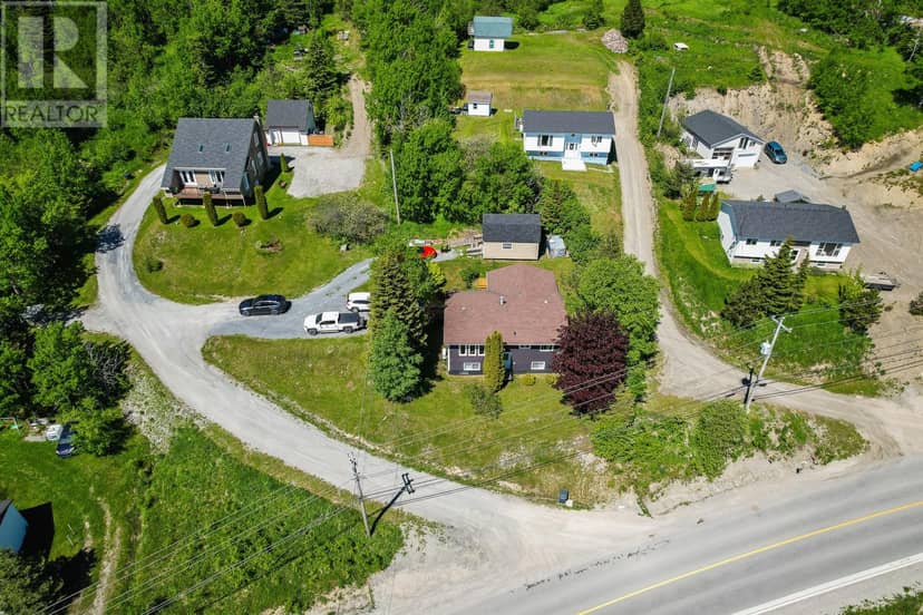 108 North Shore Highway — photo 14 of 14