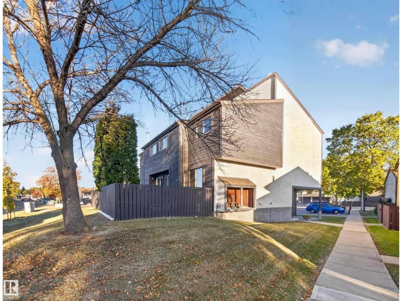 1514A 69 ST NW, Edmonton, photo 2