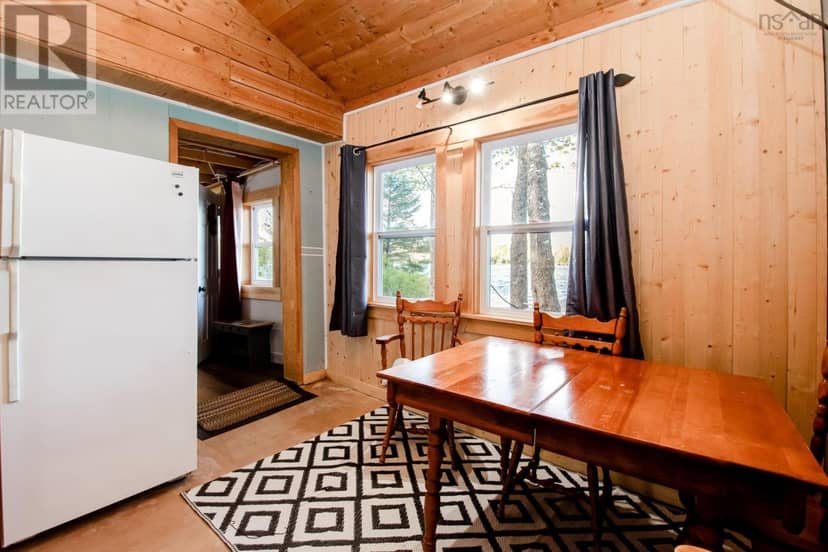 31 Lake Paul Road — photo 10 of 20