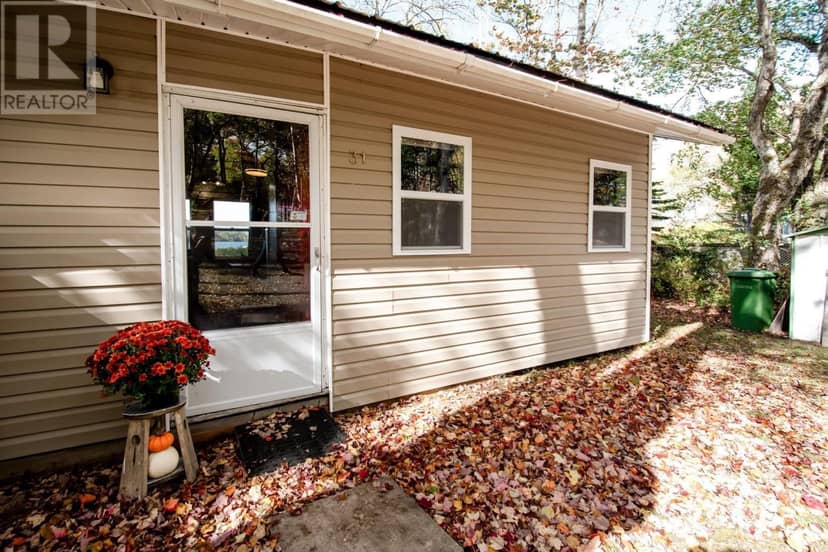 31 Lake Paul Road — photo 4 of 20