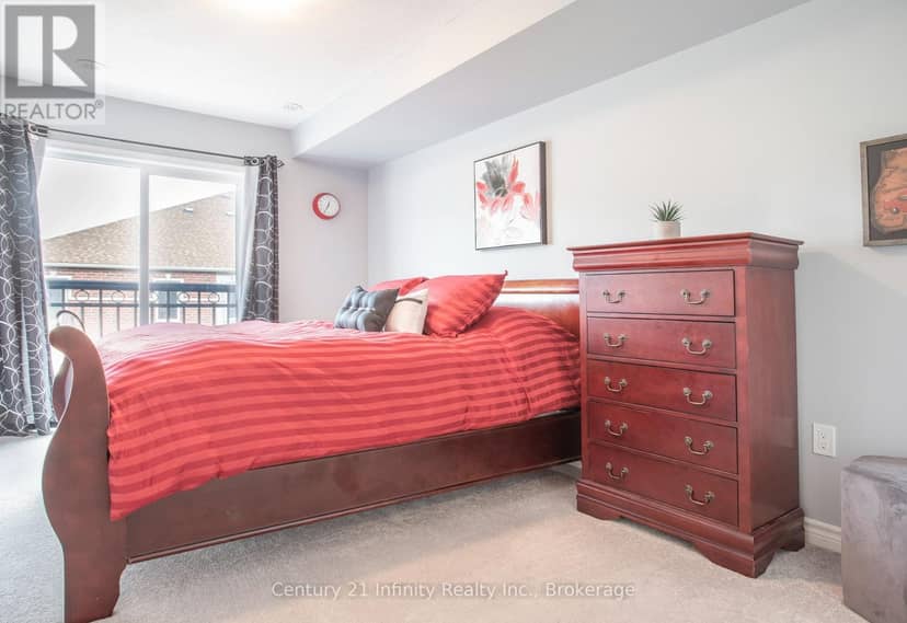 4 Dunsley Way — photo 20 of 31