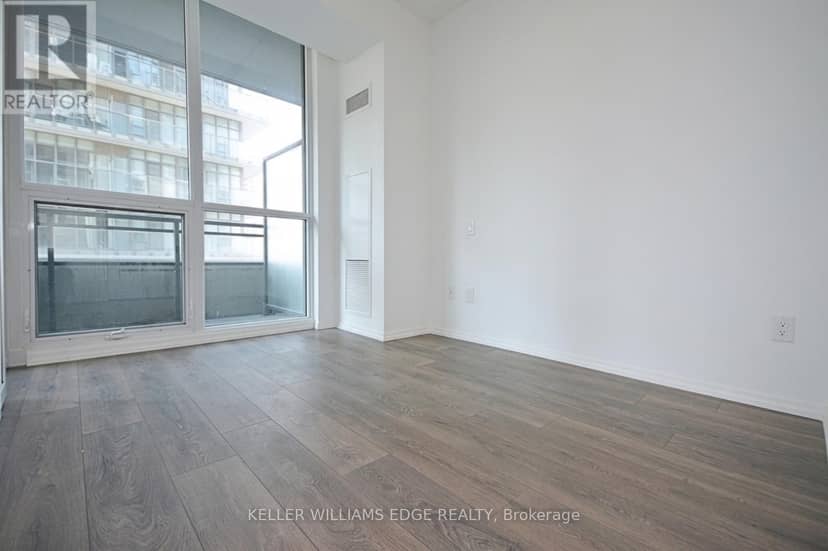 4005 - 45 Charles Street E — photo 6 of 11
