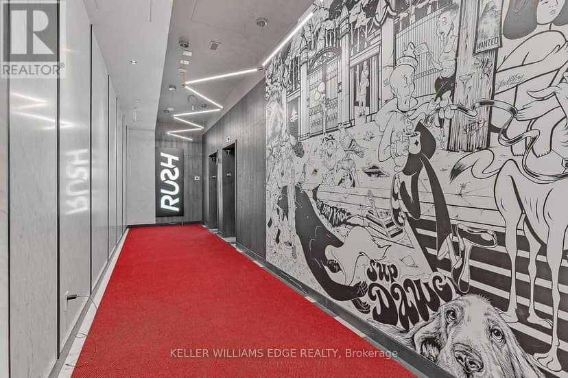 202 - 2 Augusta Avenue — photo 15 of 19