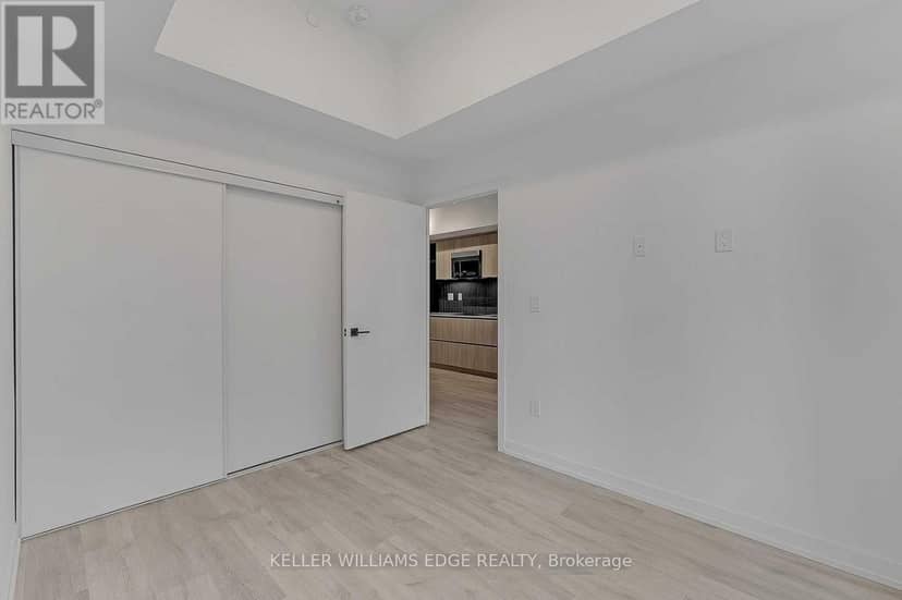 202 - 2 Augusta Avenue — photo 8 of 19