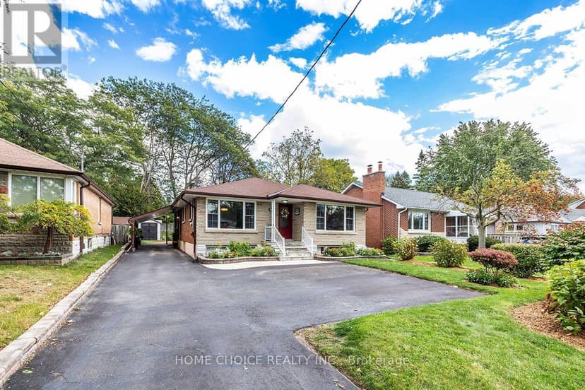 89 Harmony Road N, Oshawa