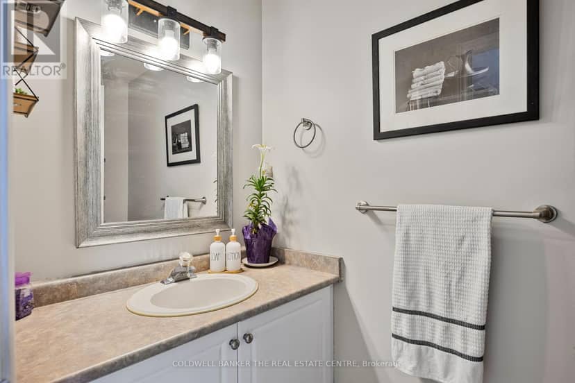 10 - 234 Cundles Road E, Barrie, photo 6