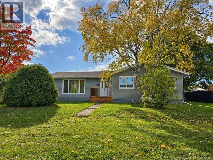 1211 Whelton, Bathurst