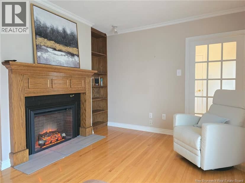1211 Whelton — photo 17 of 40