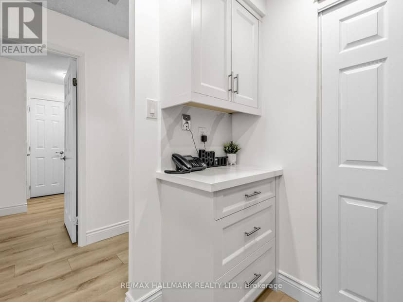 309 - 175 Cedar Avenue, Richmond Hill, photo 7