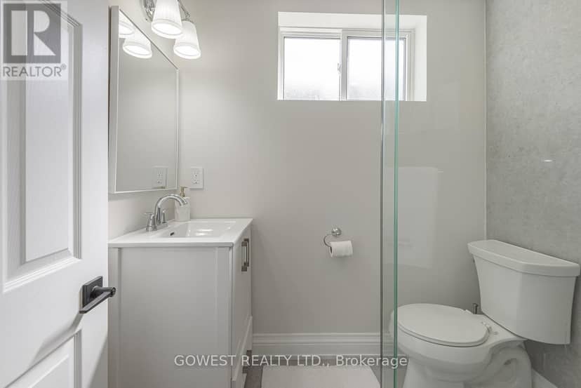 342 Bryant Crescent — photo 32 of 39