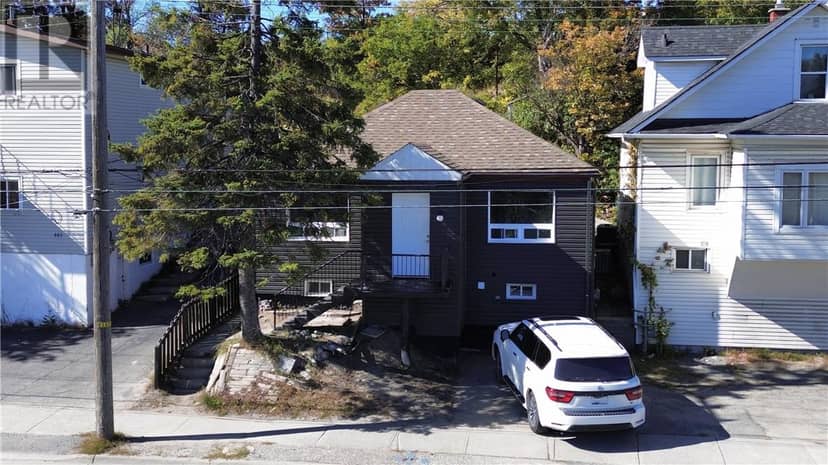 485 Lorne Street — photo 1 of 22