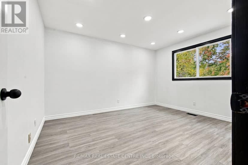 246 Hillcrest Road — photo 19 of 40