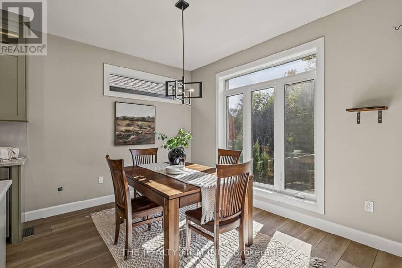 53 Foxborough Place — photo 12 of 40