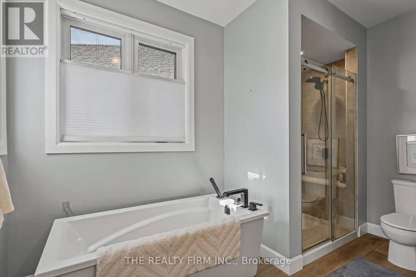 53 Foxborough Place — photo 18 of 40