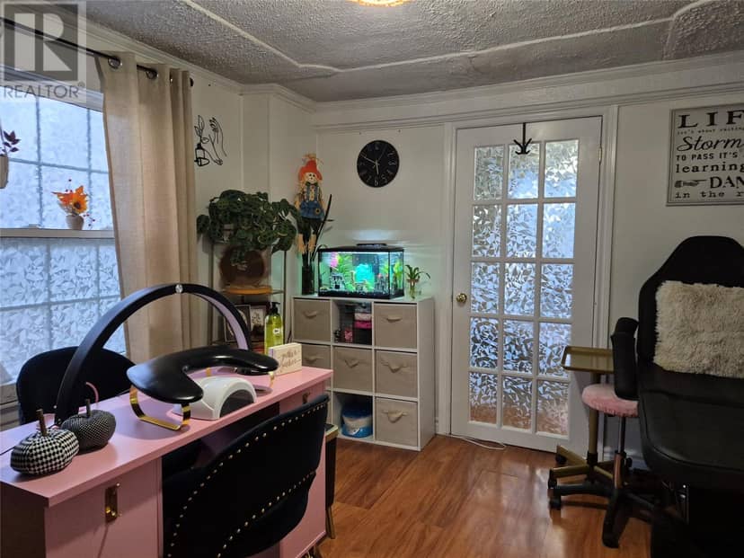1 Osmond Place — photo 18 of 39