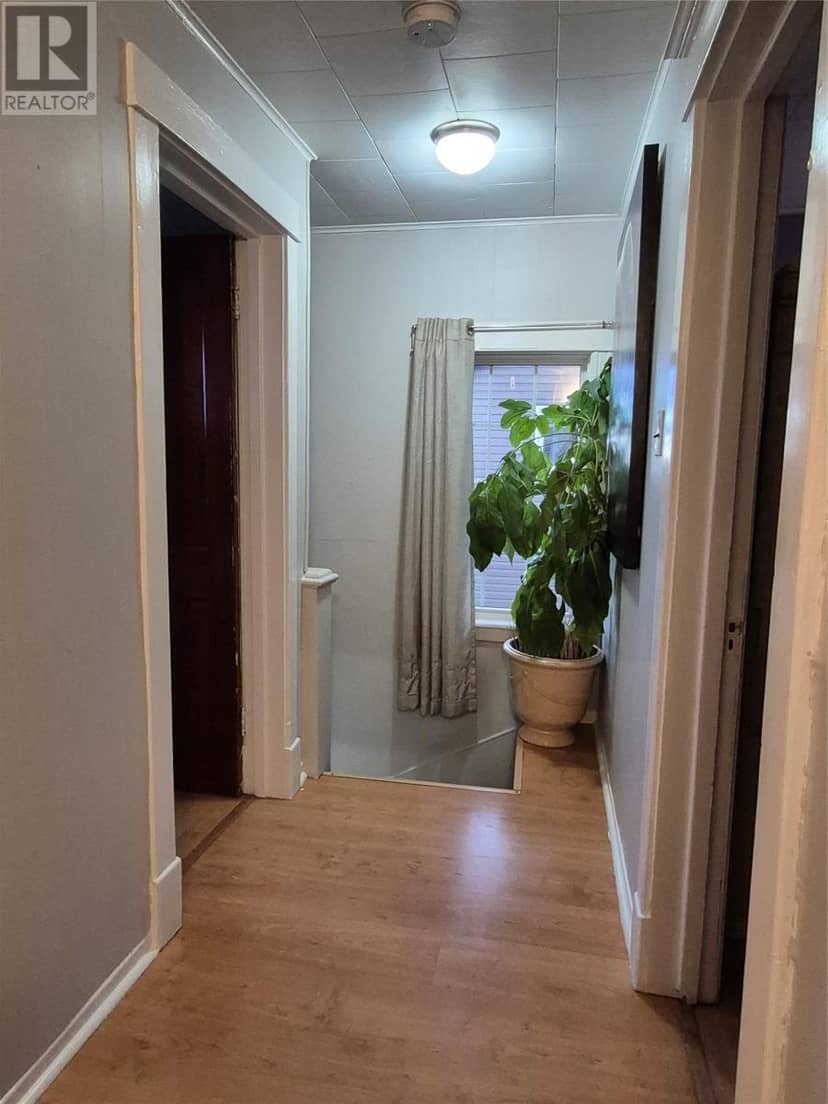 1 Osmond Place — photo 21 of 39