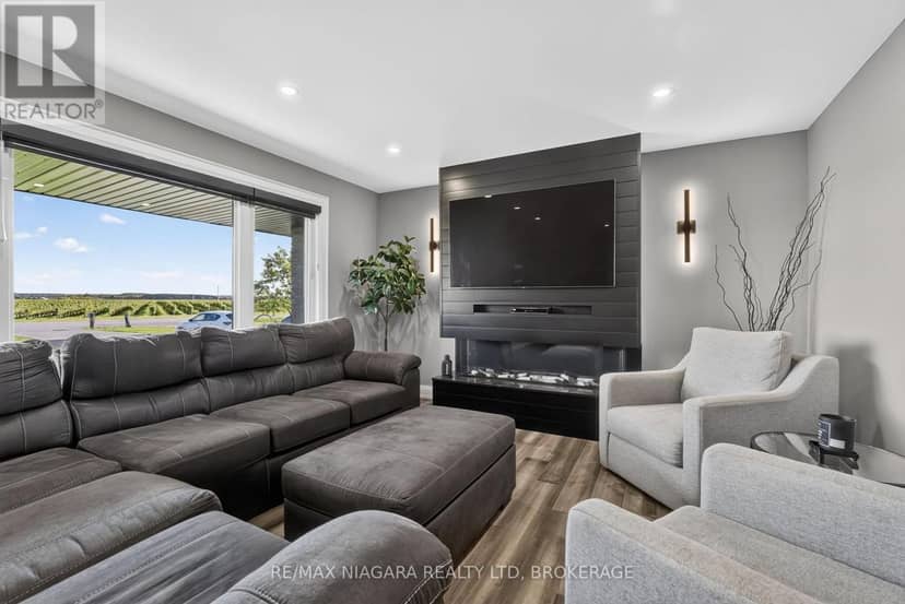 714 Carlton Street — photo 14 of 40