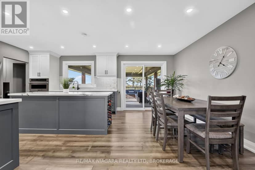 714 Carlton Street — photo 17 of 40