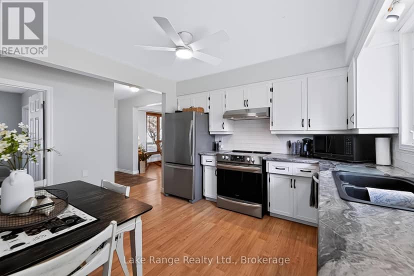 701 Maple Street, Huron East, photo 8