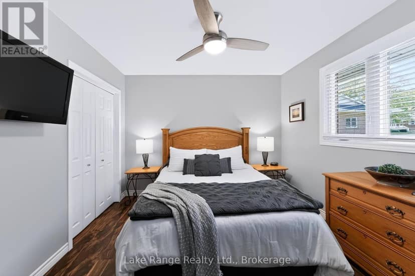 701 Maple Street — photo 9 of 22
