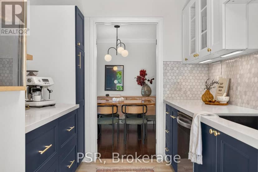 2 Powderhorn Mill Way, Toronto