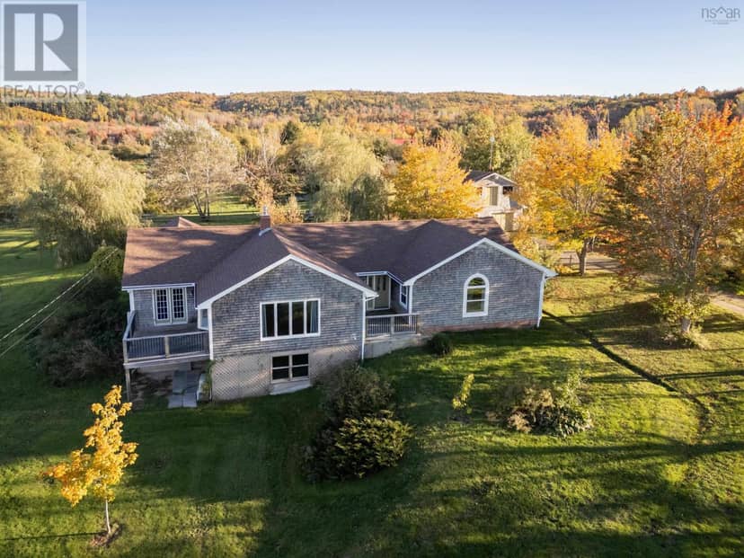 2632 Highway 201, Tupperville