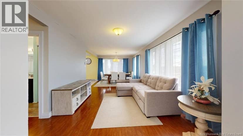 240 Loch Lomond Road — photo 5 of 39