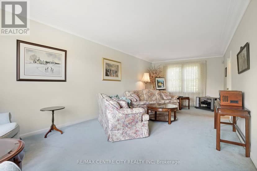 272 Sheldon Avenue N — photo 16 of 40