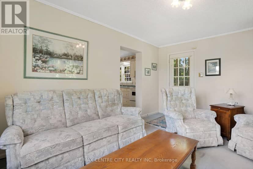 272 Sheldon Avenue N — photo 25 of 40