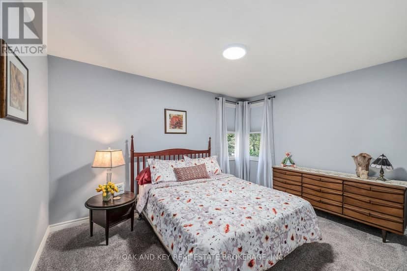 102 Crescent Avenue — photo 15 of 40