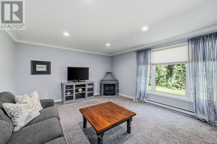 102 Crescent Avenue — photo 24 of 40
