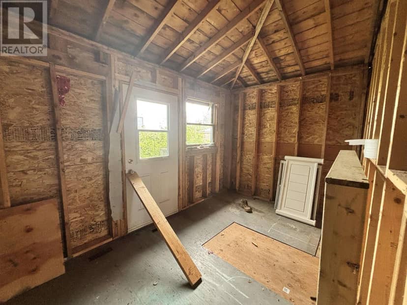 10 VICTORIA Street — photo 15 of 25