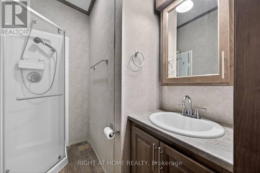 5 Beech Street - 4449 Milburough Line — photo 17 of 40