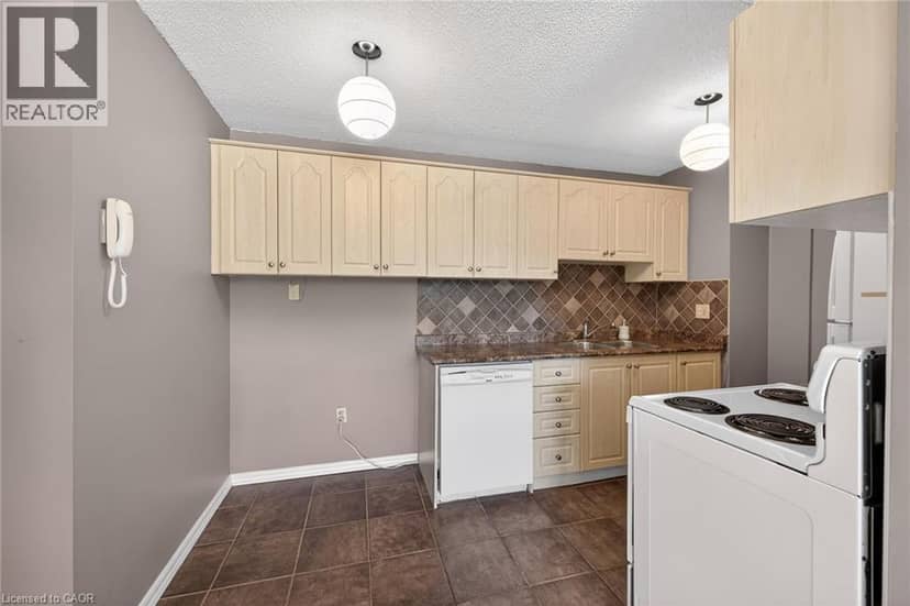 700 DYNES Road Unit# 101 — photo 9 of 40