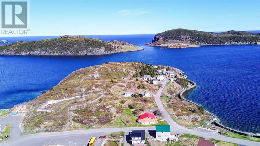 3 Parson's Point, Burin, photo 3