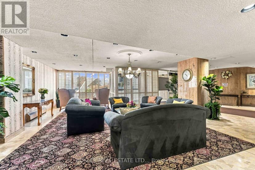 801 - 15 Towering Heights Boulevard, St. Catharines, photo 6