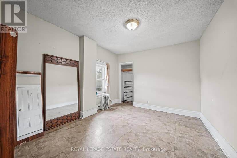 112 Baldwin Street — photo 22 of 40