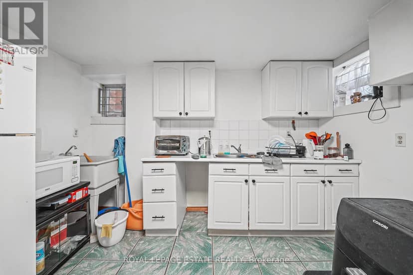 112 Baldwin Street — photo 34 of 40